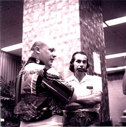 E.J. Gold conferring with Bob Silverberg